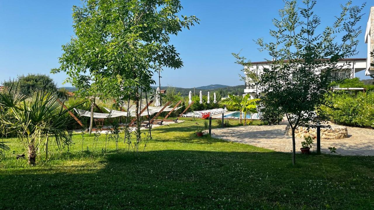 Ancient well Hotel Sozopol Buitenkant foto